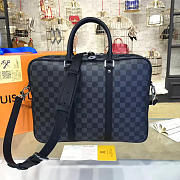 Louis Vuitton VOYAGE 3181 - 1