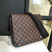 Louis Vuitton DISTRICT 3581 - 6