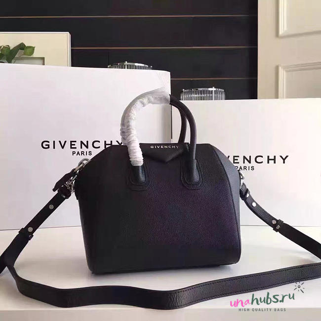 Givenchy Mini Antigona handbag 2055 - 1