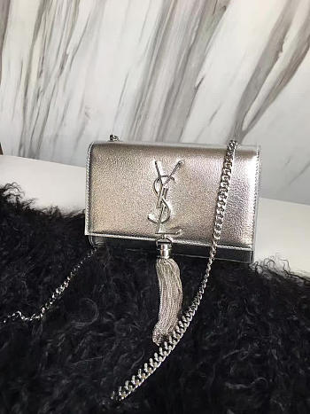 YSL MONOGRAM KATE 4991