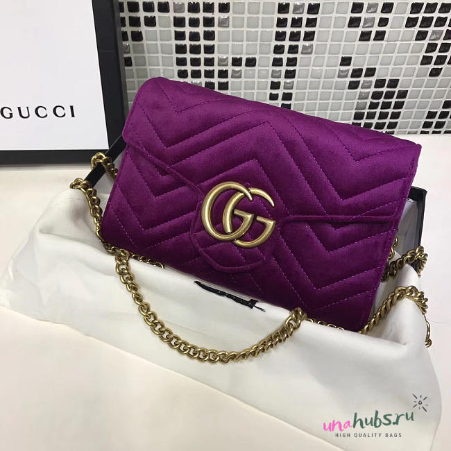 Gucci WOC 2577 - 1