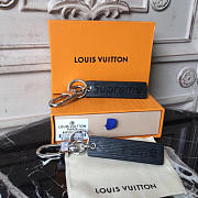 Louis Vuitton Superme Key ring 3817 - 5