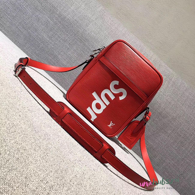 Louis Vuitton Supreme Shoulder bag - 1