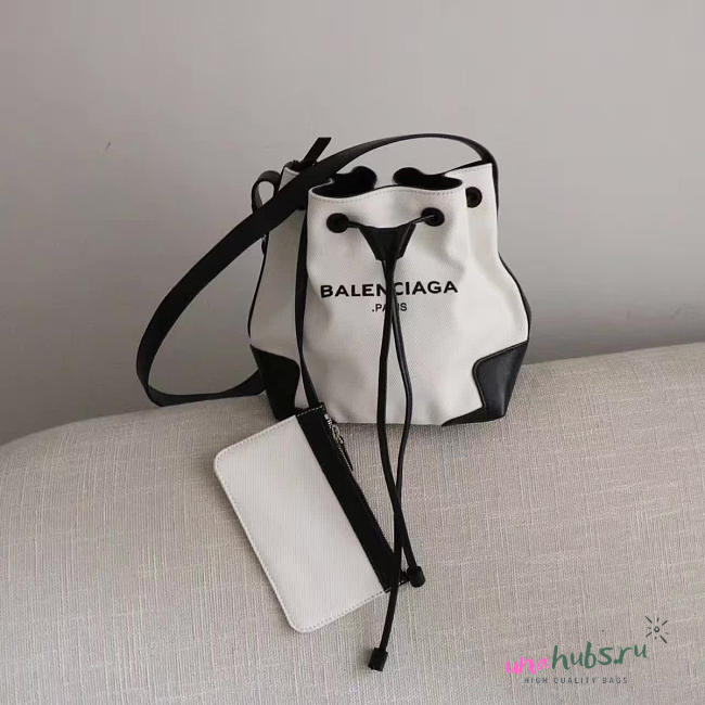 BALENCIAGA Bucket bag - 1