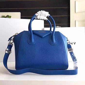 Givenchy Small Antigona handbag 2025