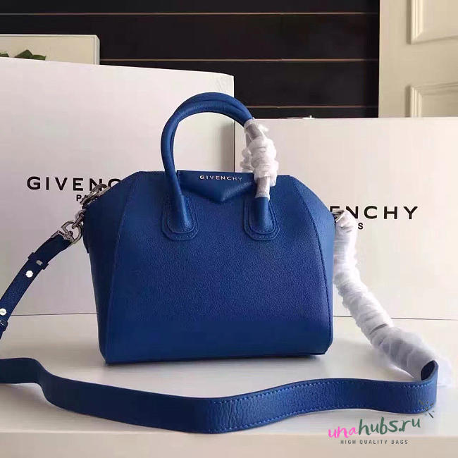 Givenchy Mini Antigona handbag 2056 - 1