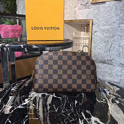 Louis Vuitton pouch - 1