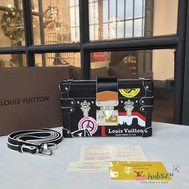 Louis Vuitton PETITE MALLE - 1