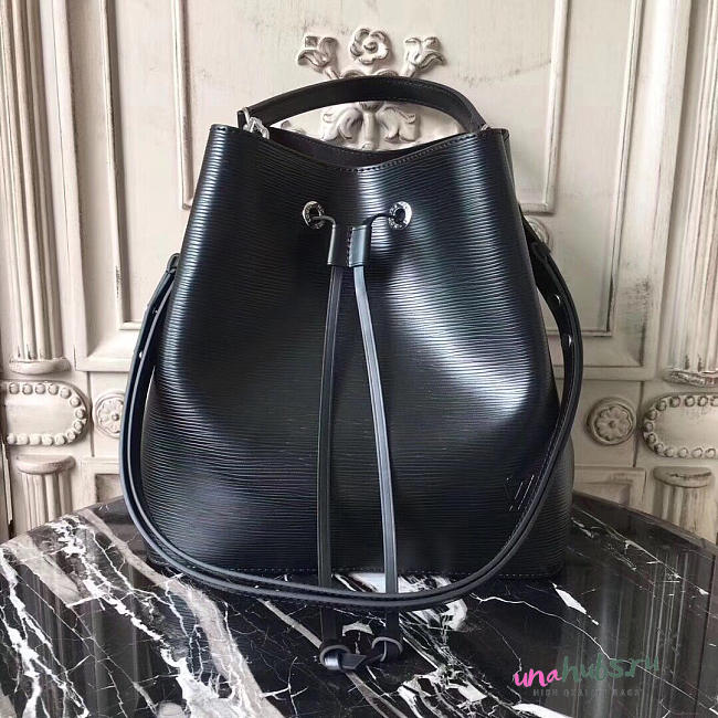 Louis Vuitton LOCKME BUCKET - 1