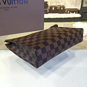 Louis Vuitton TOILETRY POUCH 26 - 3