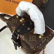 Louis Vuitton CAMERA BOX 3479 - 2