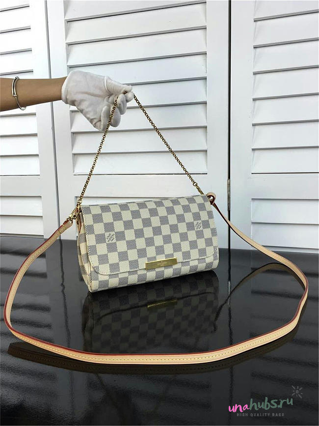 Louis Vuitton Favorite MM 3638 - 1