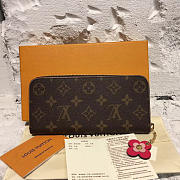 Louis Vuitton Wallet - 3