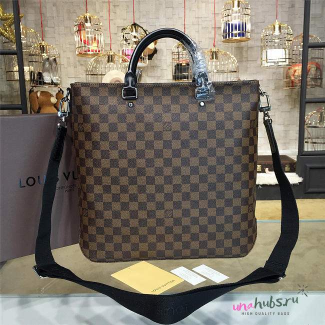 LOUIS VUITTON DAMIER EBENE JAKE - 1