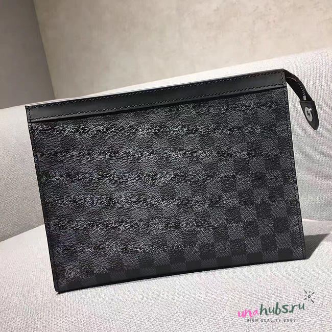 Louis Vuitton POCHETTE VOYAGE MM - 1