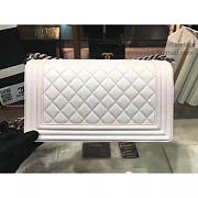 Chanel White Quilted Lambskin Medium Boy Bag A67086 VS07017 - 4