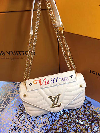 LOUIS VUITTON NEW WAVE CHAIN BAG MM M51945