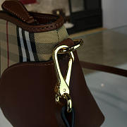 Burberry Shoulder Bag 5772 - 5