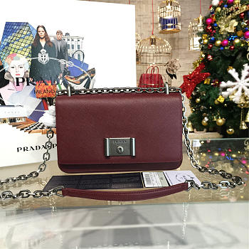 PRADA METAL CLOSURE 3926