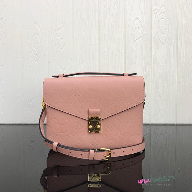 Louis Vuitton POCHETTE METIS PINK - 1