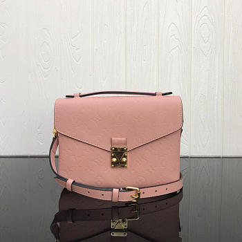 Louis Vuitton POCHETTE METIS PINK