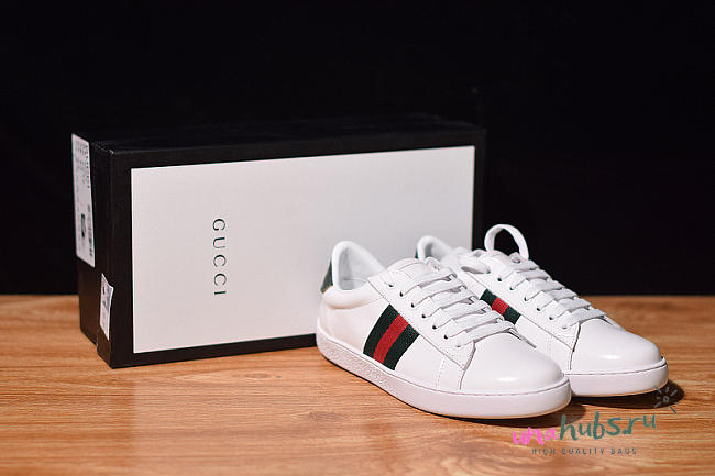 GUCCI without  Embroidered Low-Top Sneaker - 1