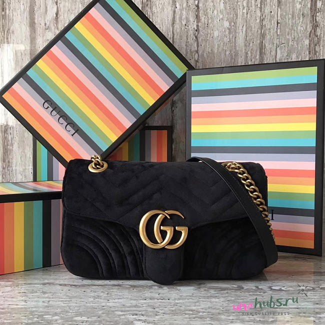 Gucci GG Marmont Chevron velvet shoulder bag - 1