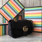 Gucci GG Marmont Chevron velvet shoulder bag - 2