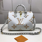 Louis Vuitton SPEEDY BANDOULIÈRE 30 M44572 Creme  - 1