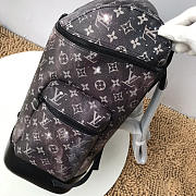 Louis Vuitton Alpha Backpack in Printed Monogram Galaxy Canvas - 5