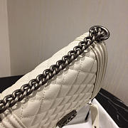 Boy Chanel Handbag 19.5cm White With Silver Hardware - 3