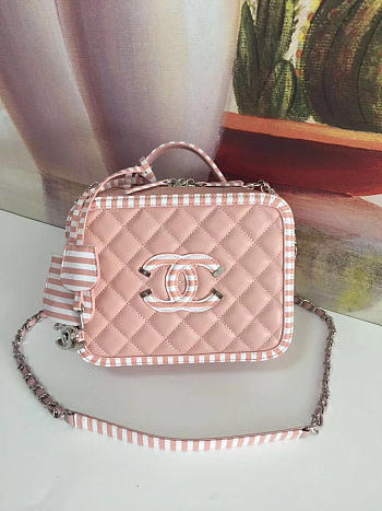 Chanel Vanity Case Pink