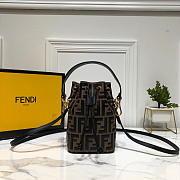 Fendi MON TRESOR Brown leather mini-bag - 5