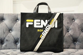 2019Fendi FF shopping bag black