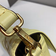 2019 Fendi bag BAGUETTE pale yellow - 2