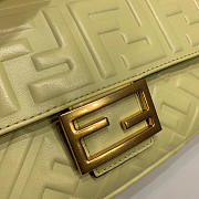 2019 Fendi bag BAGUETTE pale yellow - 4