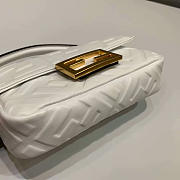 2019 Fendi bag BAGUETTE white - 2