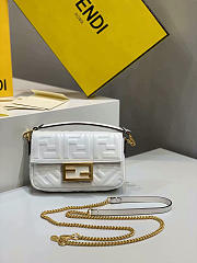 2019 Fendi bag BAGUETTE white - 5