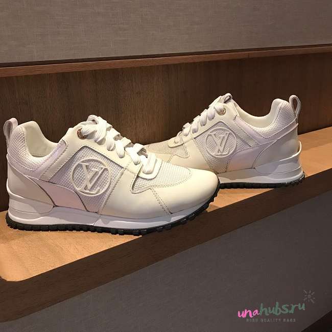 Louis Vuitton Sneakers White - 1