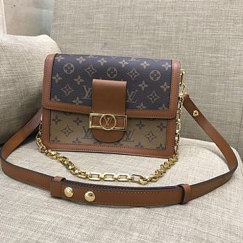 Louis Vuitton Dauphine Handbag m44391