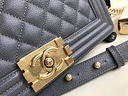 Chanel 25cm Caviar Grey leather Boy bag Gold Hardware - 2