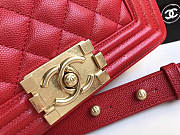 Chanel 25cm Caviar Red leather Boy bag Gold Hardware - 3