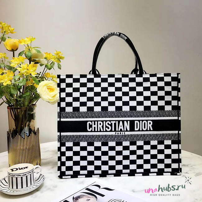 Dior BOOK TOTE BAG 001 - 1