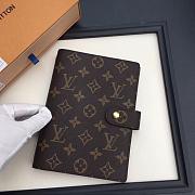 LV MEDIUM RING AGENDA COVER R20105 - 5