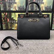 Gucci Zumi grainy leather medium top handle bag - 1