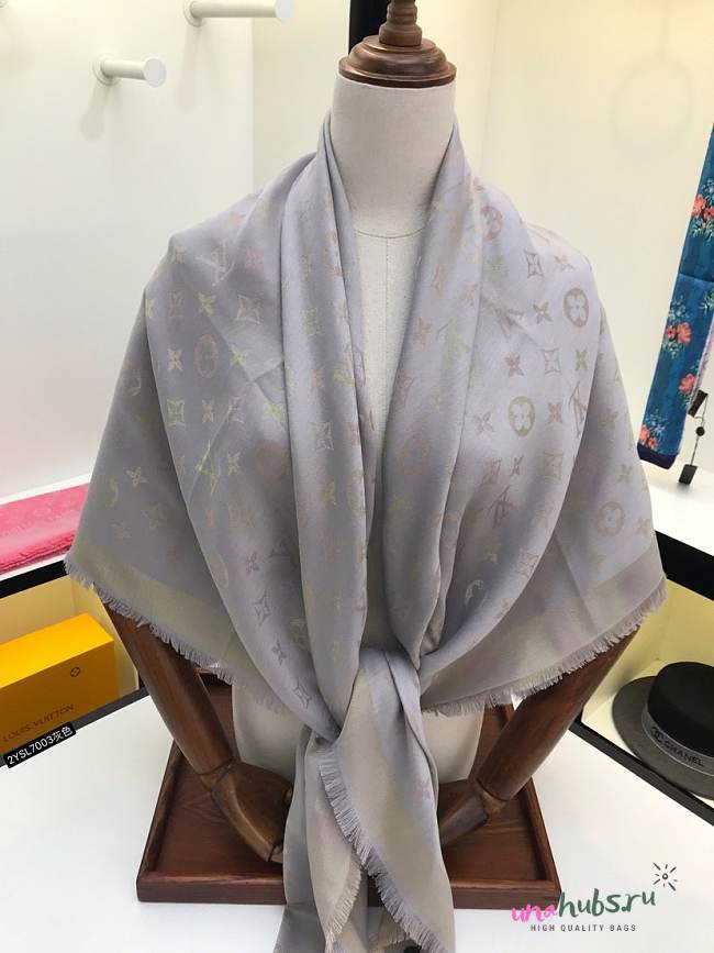 Louis Vuitton Scarf 001 - 1