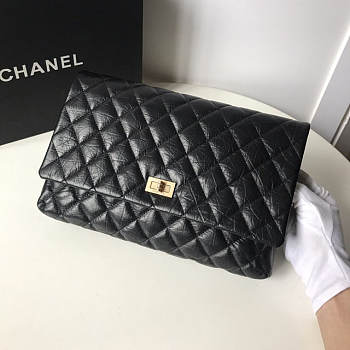 Chanel Palm print calfskin clutch 002