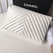 Chanel Palm print calfskin clutch White - 5