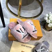 LV Slippers Pink - 5