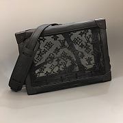 Louis VUITTON Soft Trunk Strap Black Mesh and Leather - 1